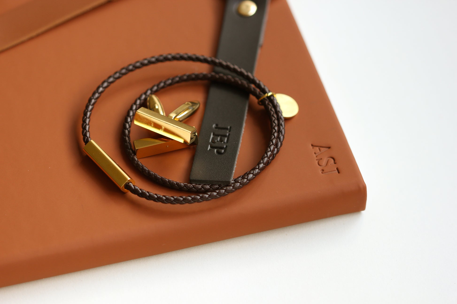 Men’s leather rope initial bracelet