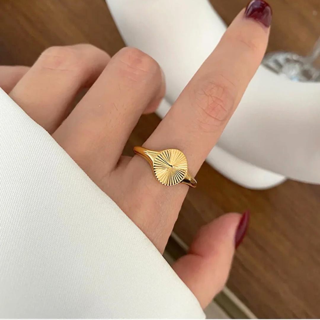 Waterproof CELESTE Signet Ring