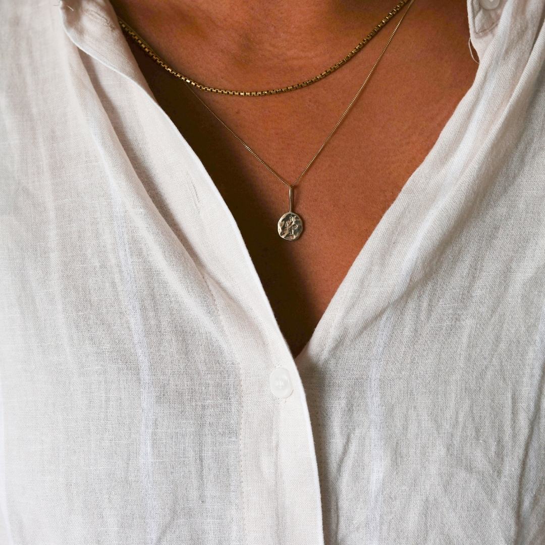 Hammered ATHENA Solid 9ct Gold Pendant