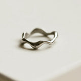 WINNIE Wave Initial Ring