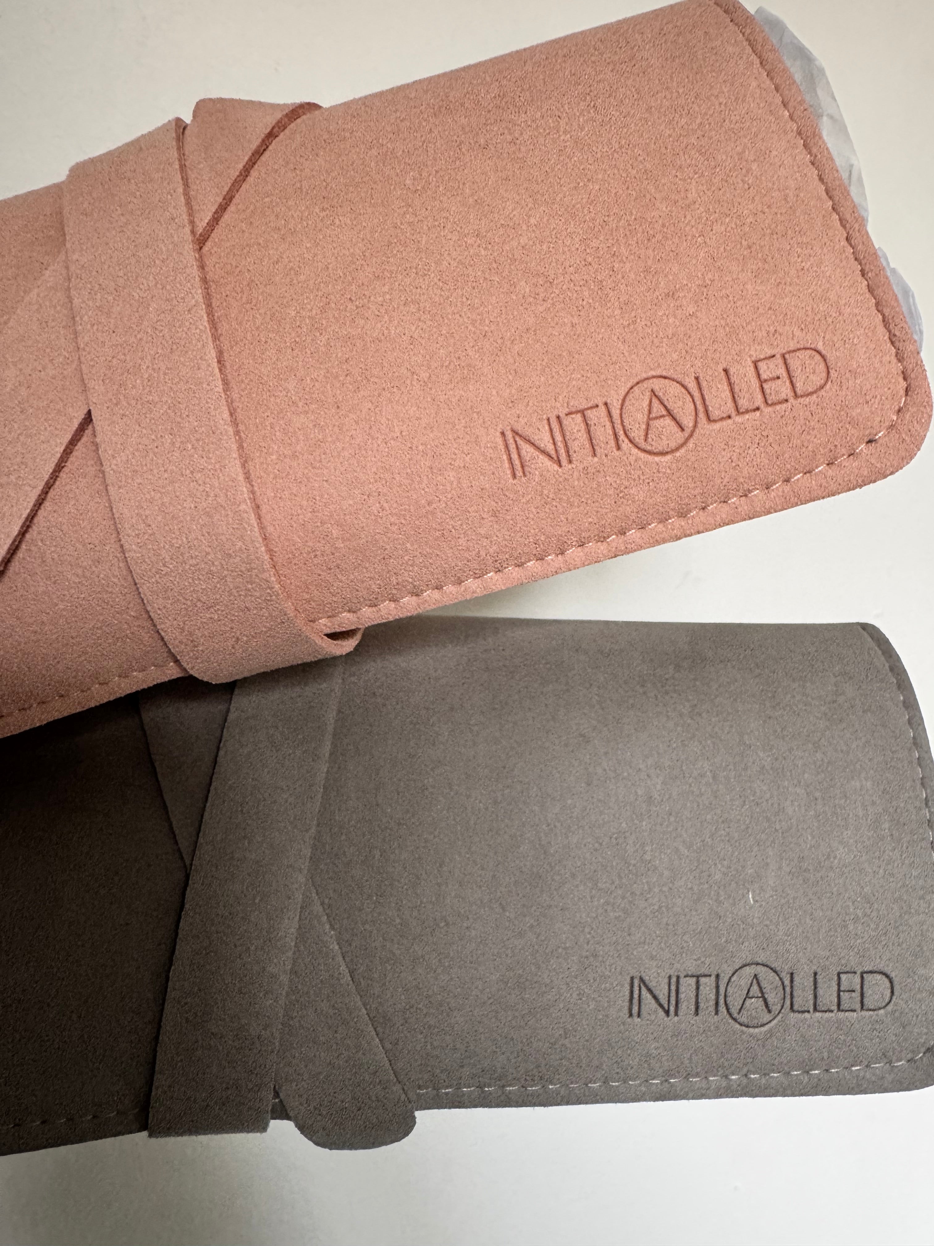 Soft travel pouch in pink and grey