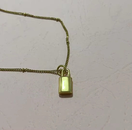 FRIDA Lock Necklace (Sterling Silver / Gold Vermeil)