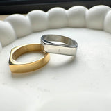 ARIYA Initial Signet Ring