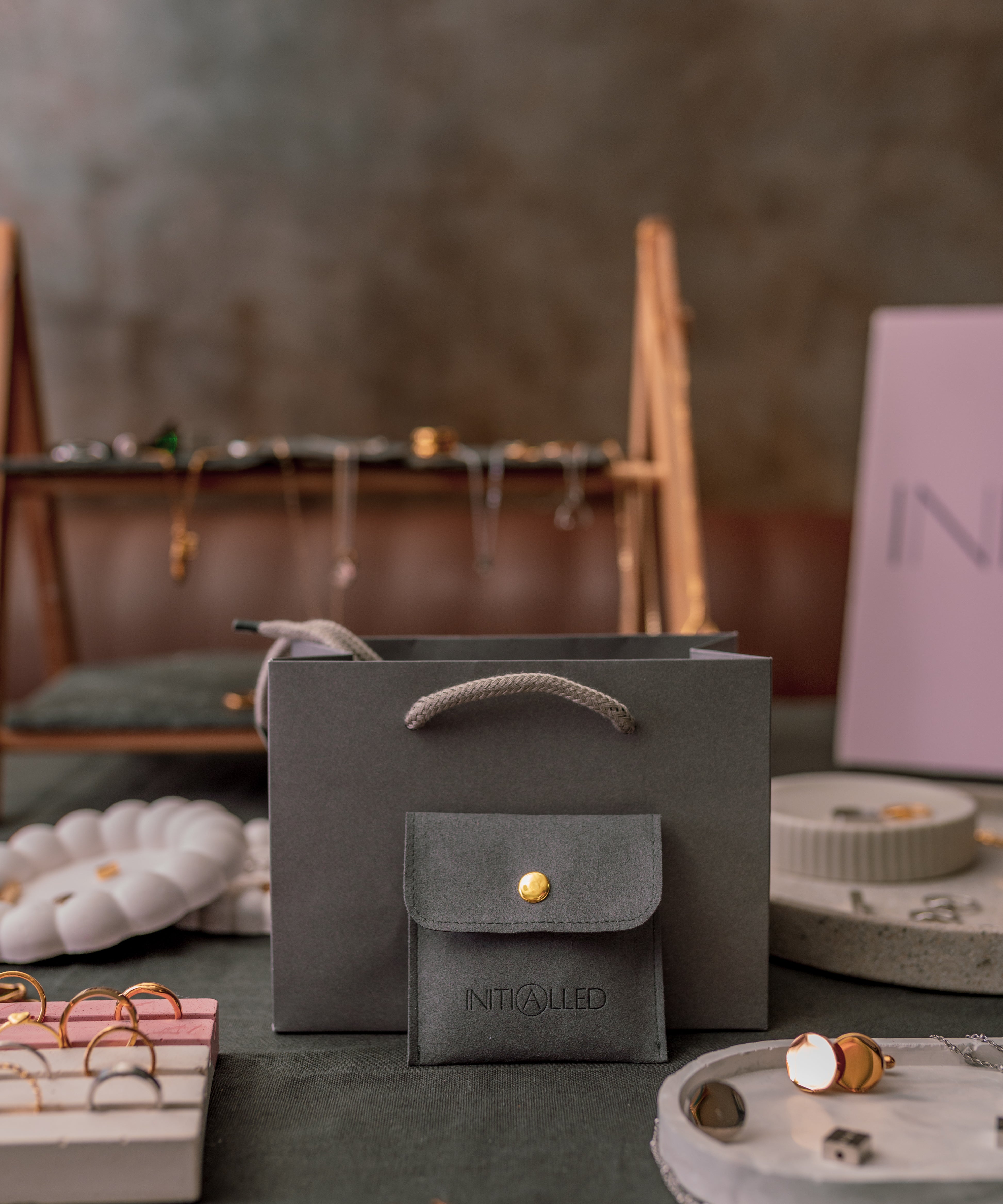 Gift bag gift wrapping