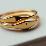 GRACIE Initial Signet Ring