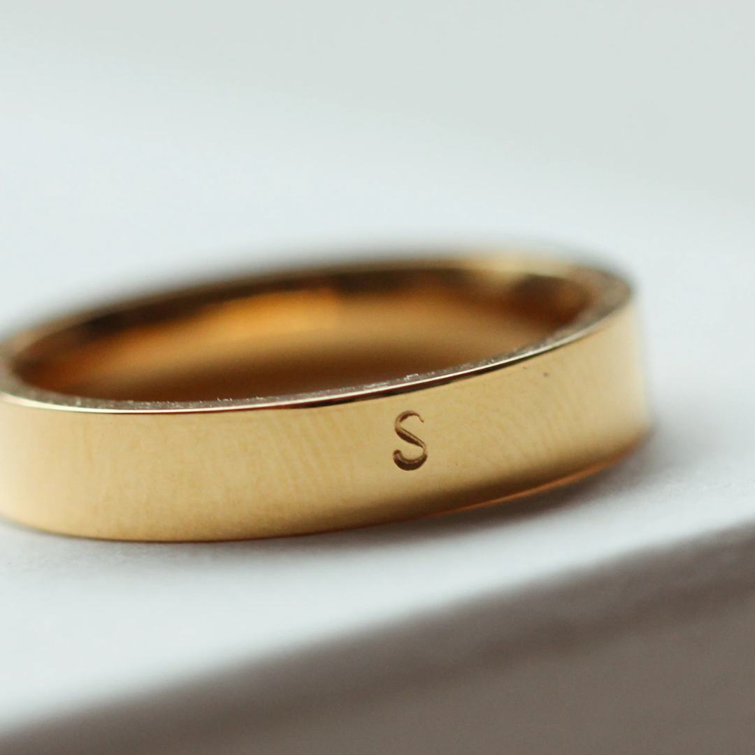 REEVA Initial Cigar Ring