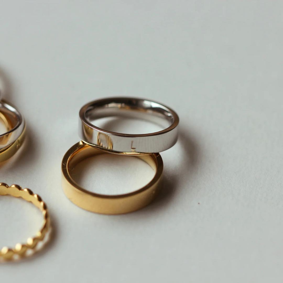 REEVA Initial Cigar Ring