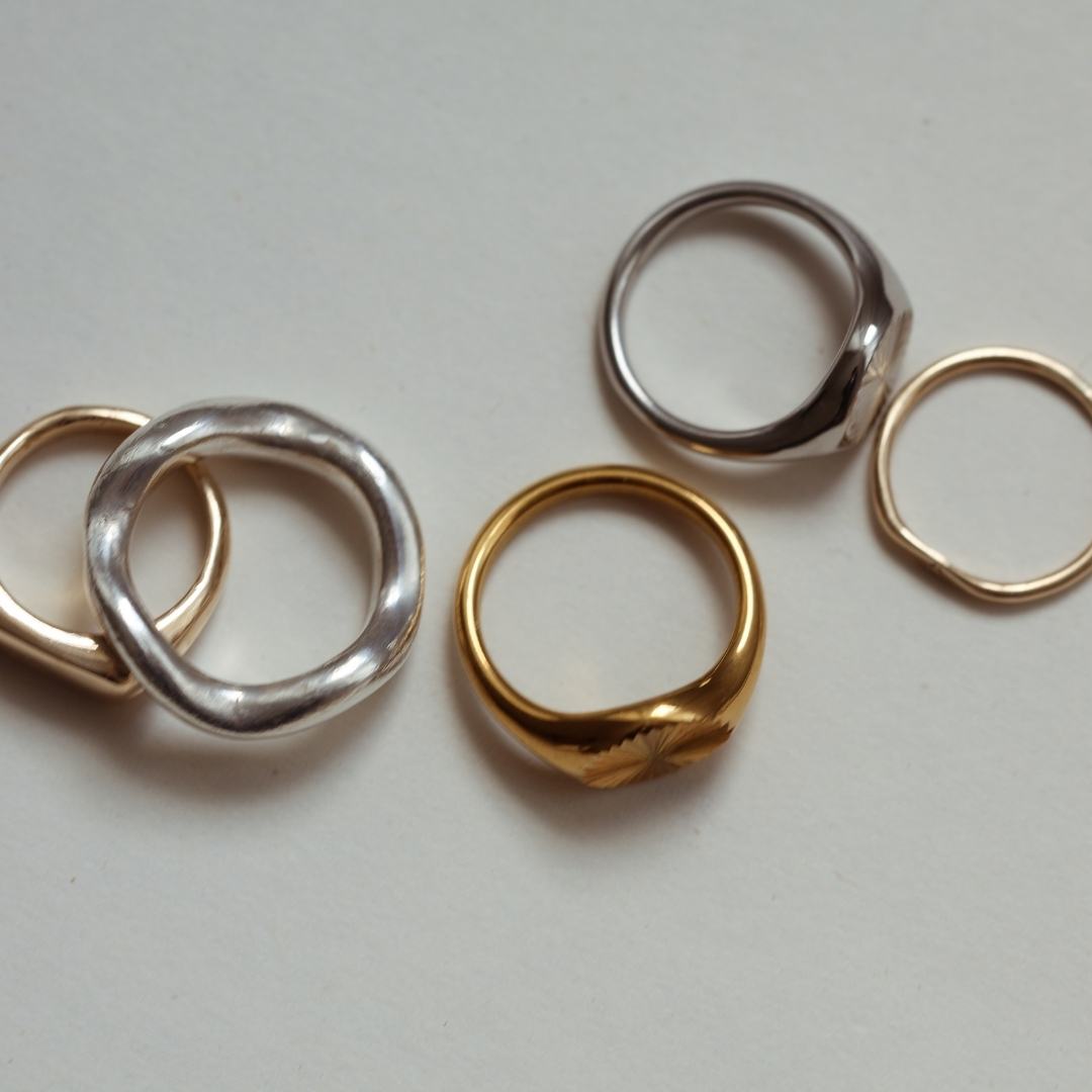 DELPHI Signet Ring